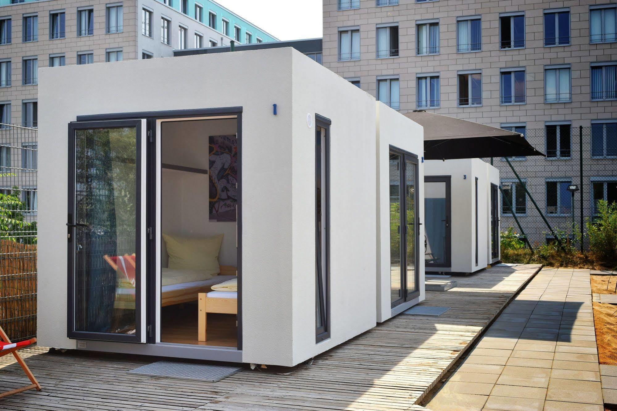 Cube Lodges Berlin Mitte Exterior photo